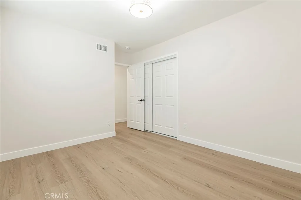 10415 Wish Avenue, Granada Hills, California 91344 home-pic-26